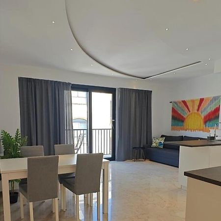 Ferienwohnung Luxury Garden View At Spinola Bay St Julians San Ġiljan Exterior foto