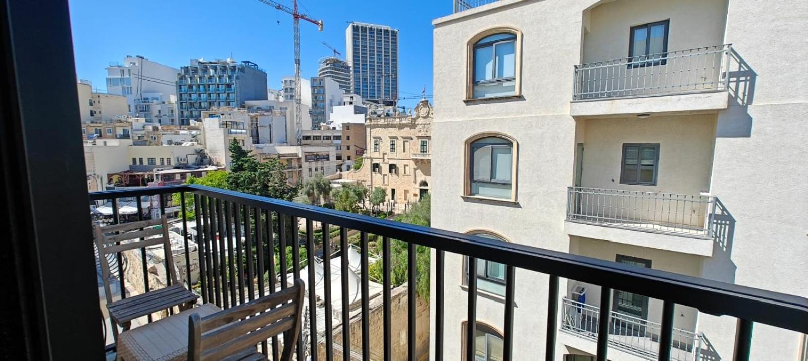 Ferienwohnung Luxury Garden View At Spinola Bay St Julians San Ġiljan Exterior foto